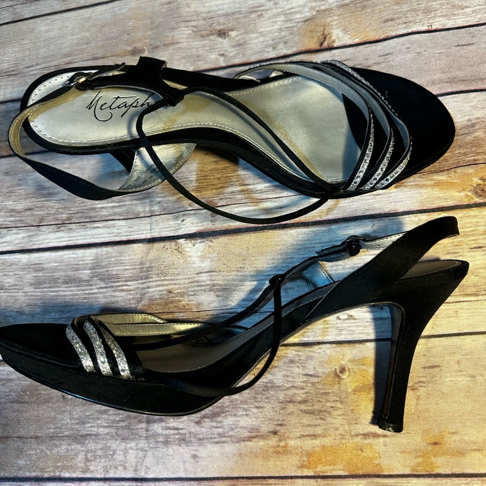 Black Metaphor Evening shoes